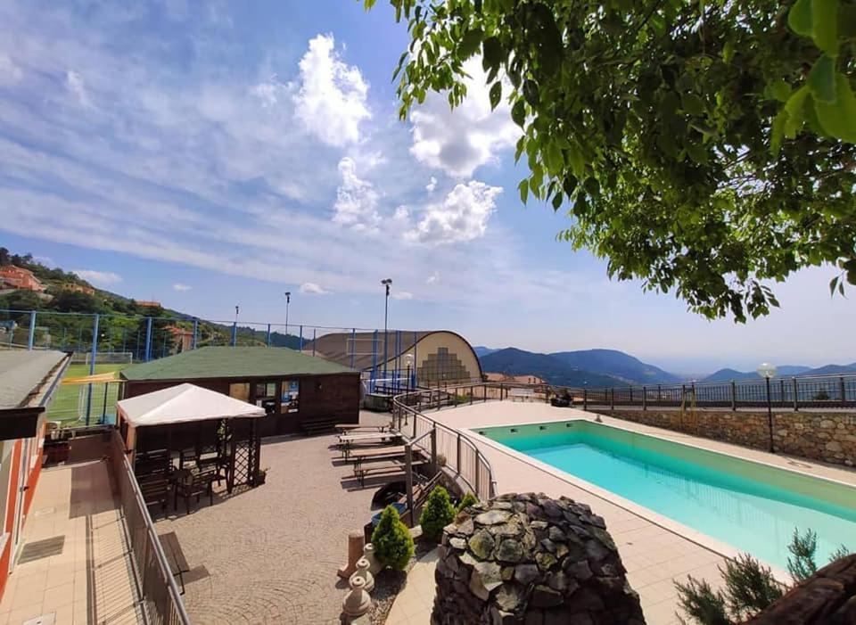 Casa Indipendente Su Due Livelli In Liguria-Vista Mare 6-7 Posti Apartment Magliolo ภายนอก รูปภาพ